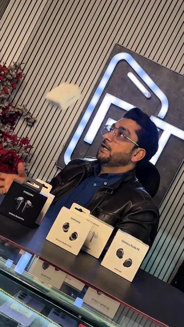 Post 4 by Rajdhani Telecom on Instagram (video)