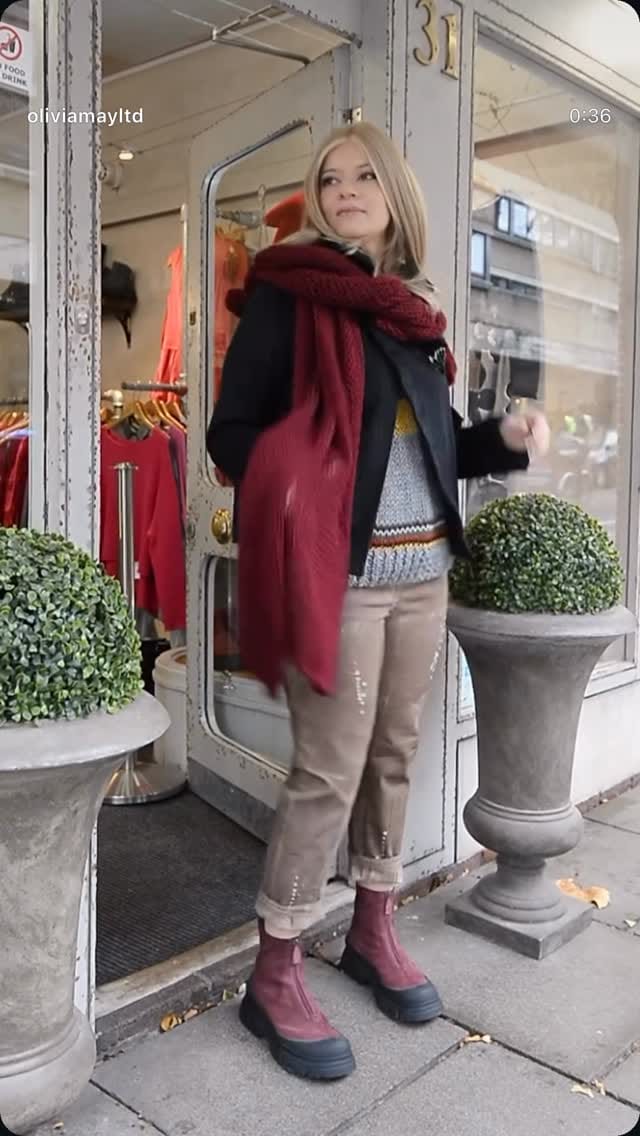 Post 5 by UMIT UNAL PRIVATE STORE on Instagram (video)