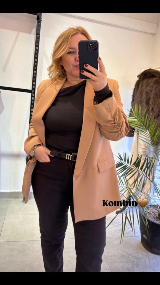 Post 4 by @Dideboutique  bayan giyim on Instagram (video)