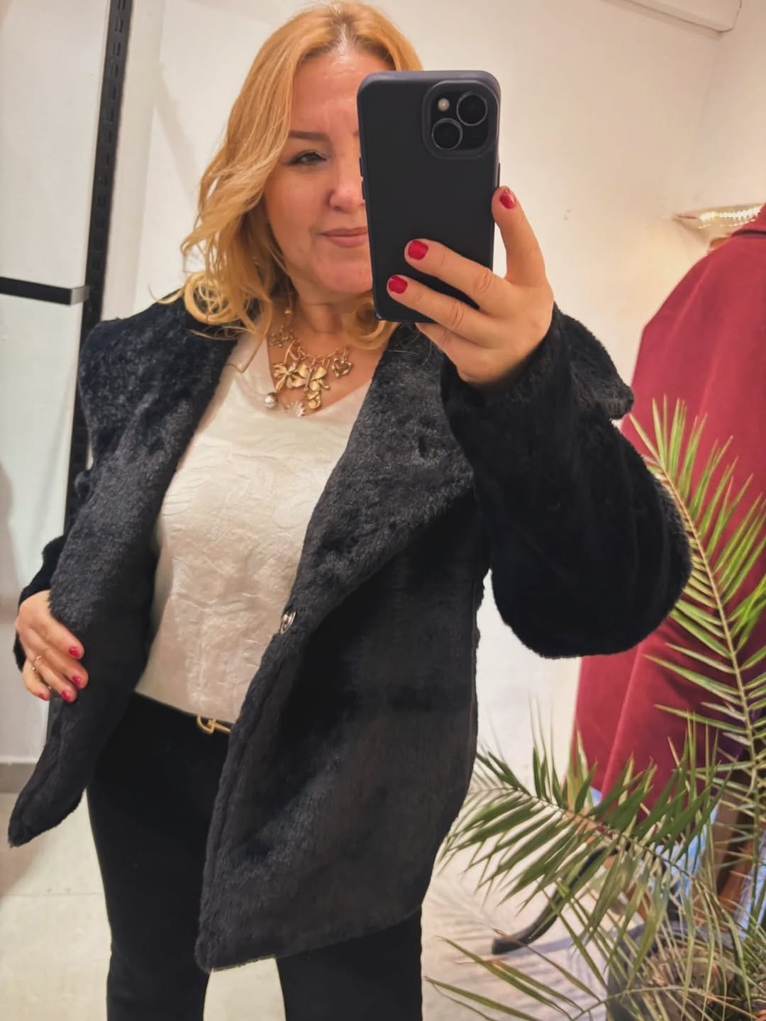 Post 6 by @Dideboutique  bayan giyim on Instagram (carousel)