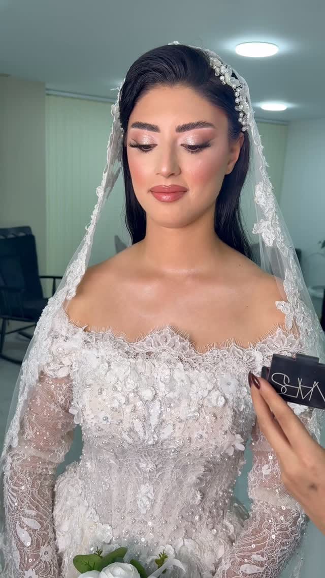Post 4 by Uğurgül on Instagram (video)