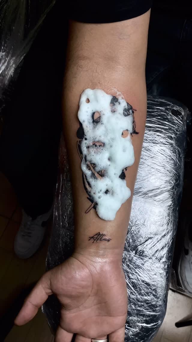 Post 6 by Tattoo Torium Avm Dövme ⭐️ on Instagram (video)