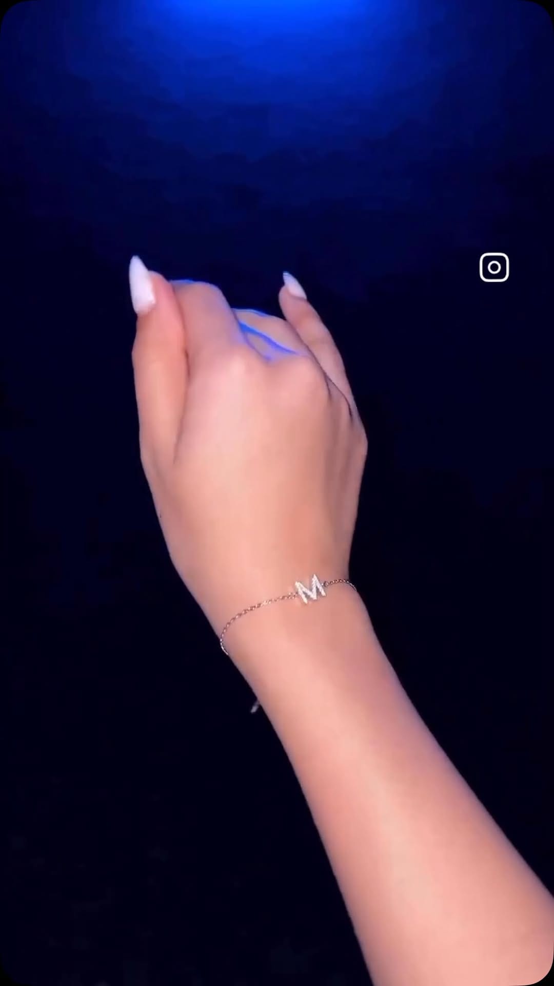 Post 5 by Emre Alyans on Instagram (video)