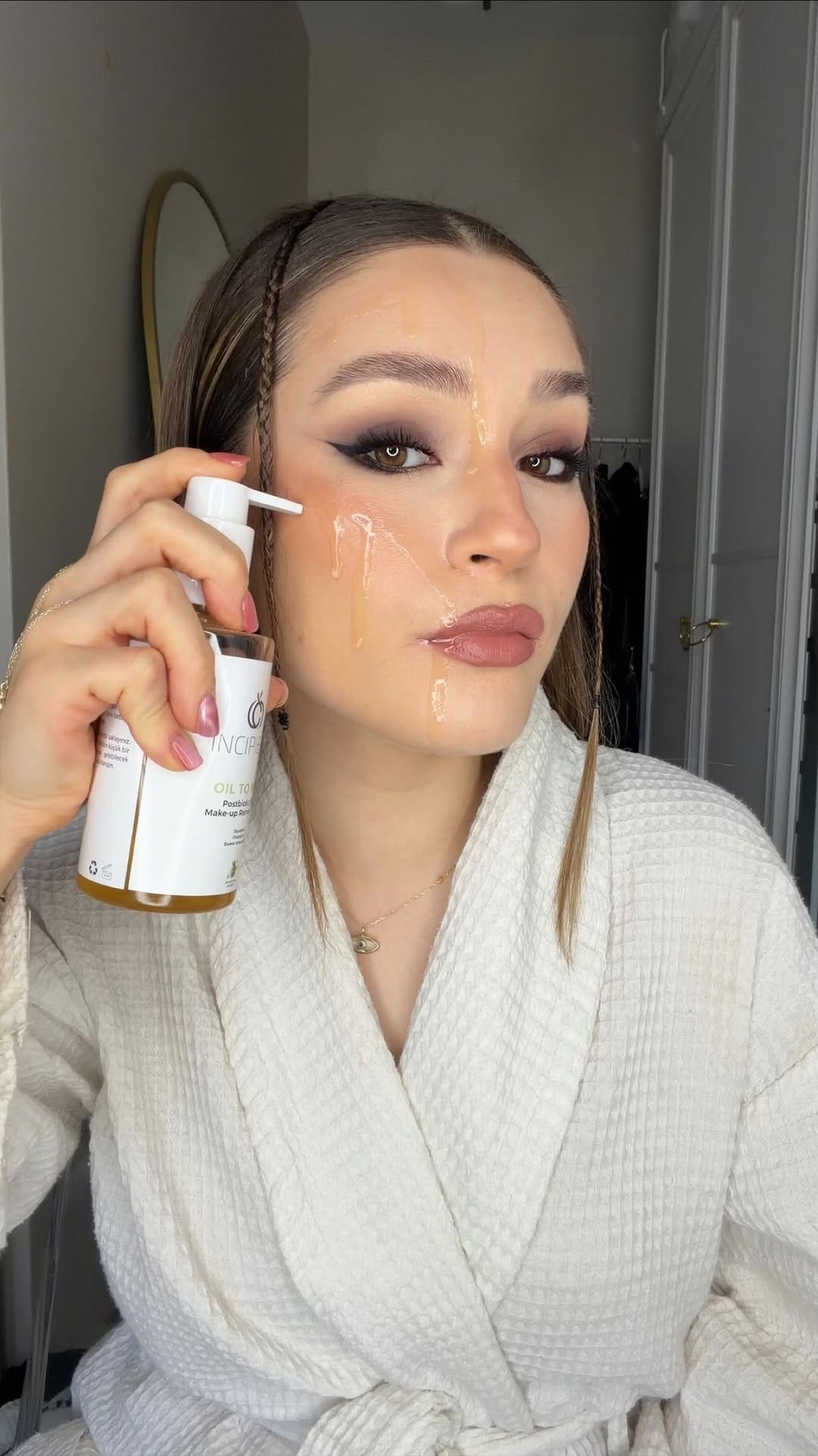 Post 3 by Büşra Ungan Taşbulak on Instagram (video)