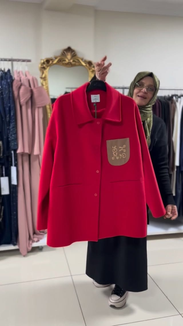 Post 4 by BUTİK ZORLU on Instagram (video)