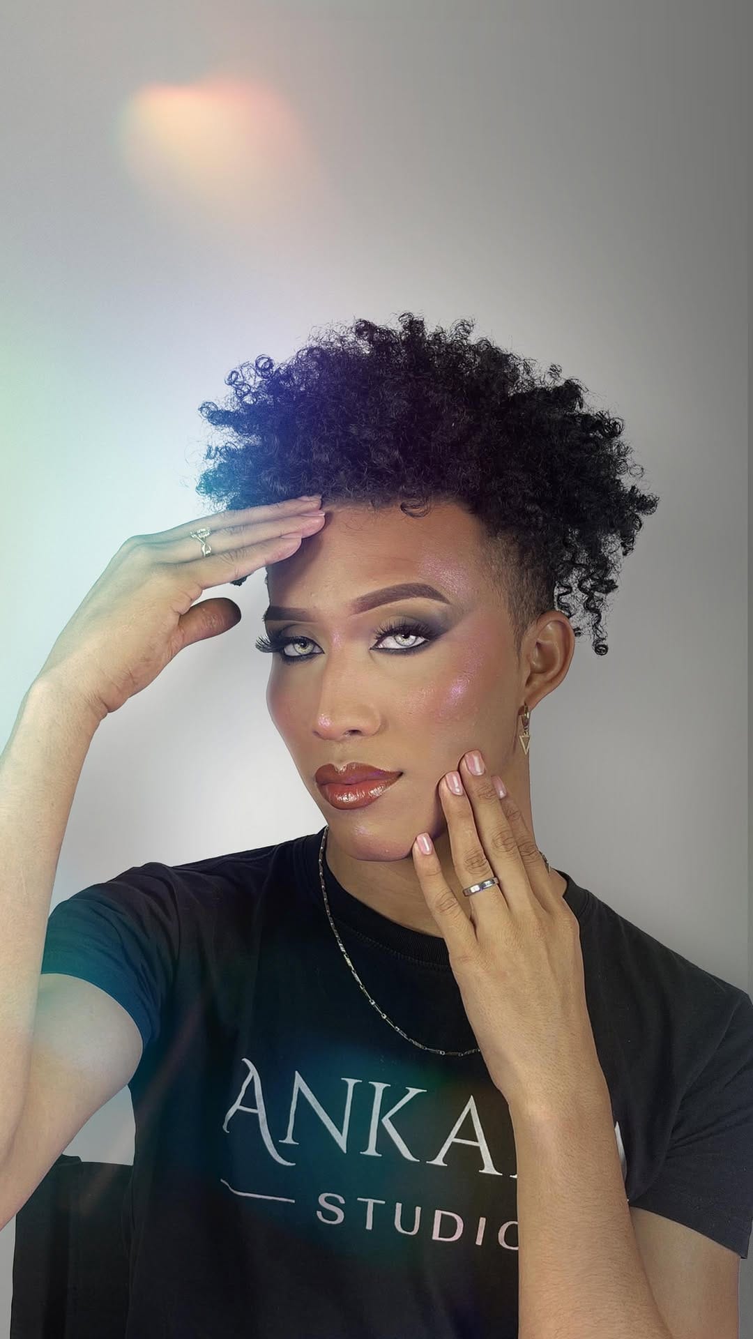 Post 7 by Ankara Studio - Makeup Room on Instagram (video)