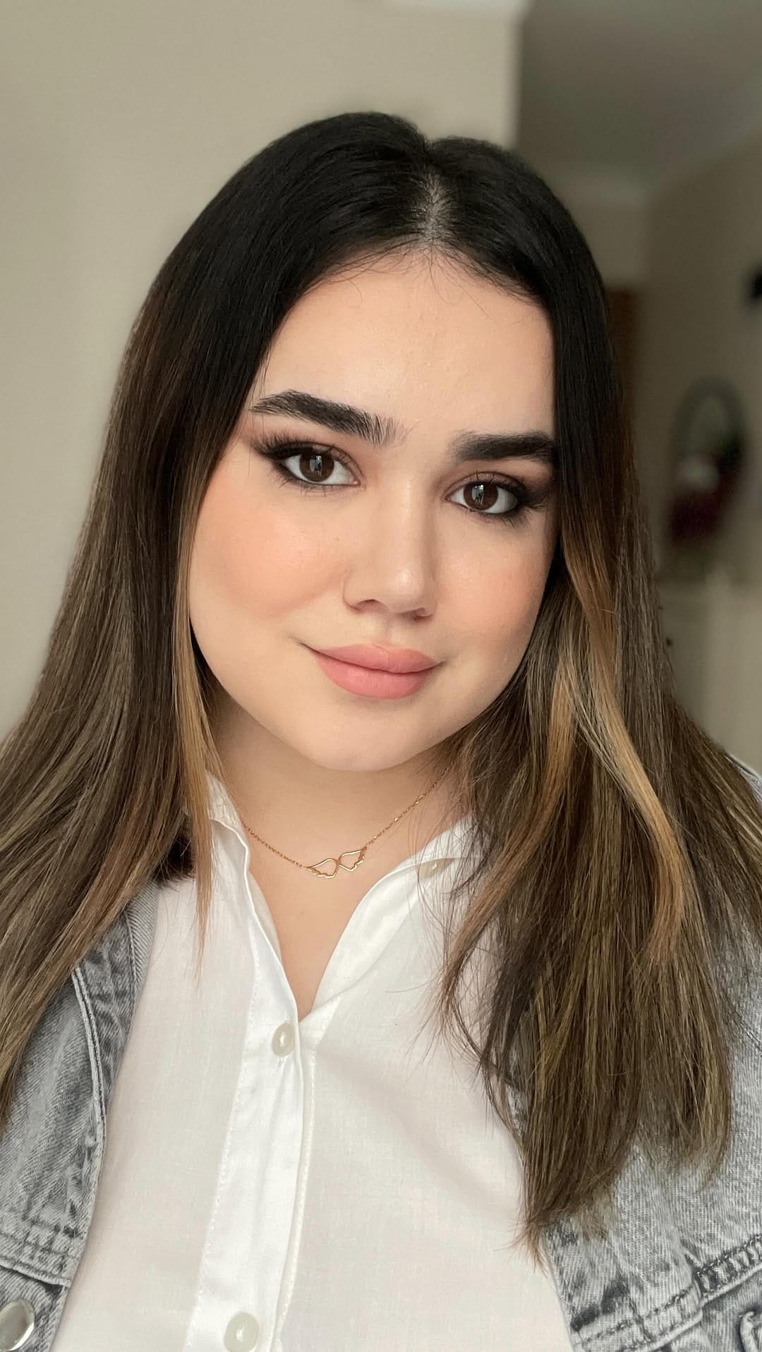 Post 10 by آموزش میکاپ💄 | خودآرایی | ✨Beauty Influencer on Instagram (video)