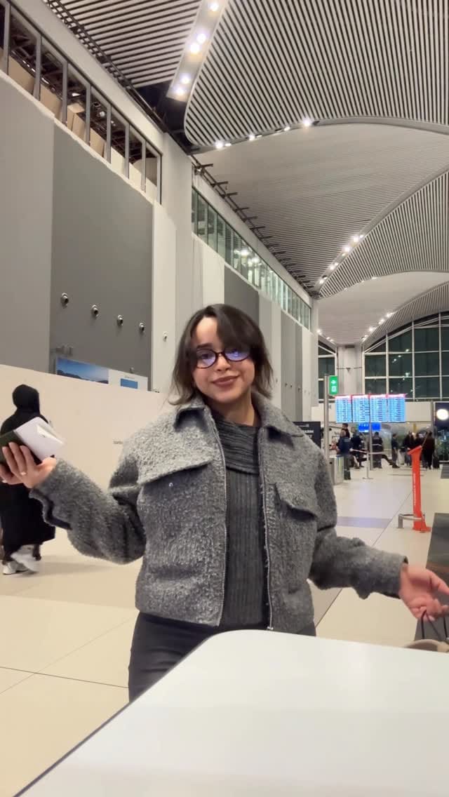 Post 8 by Simplyhiba on Instagram (video)