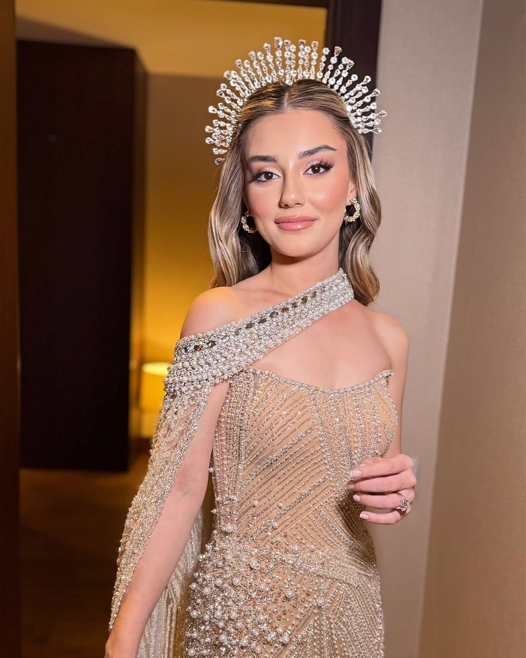 Post 6 by DUYGU SAVAŞ Hair&Makeup on Instagram (carousel)