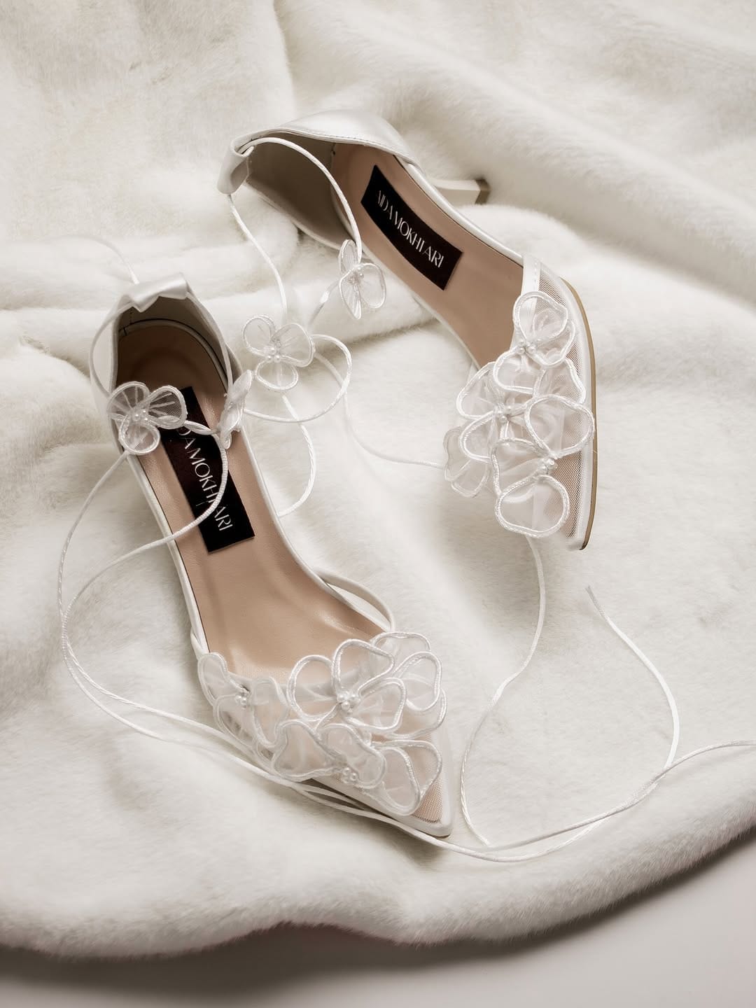 Post 10 by wedding shoes/کفش وتور عروس on Instagram (image)