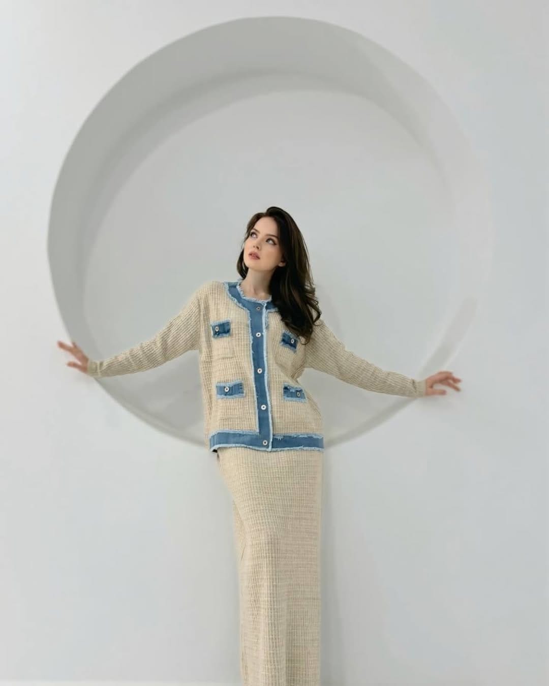 Post 3 by Alya STORE on Instagram (carousel)