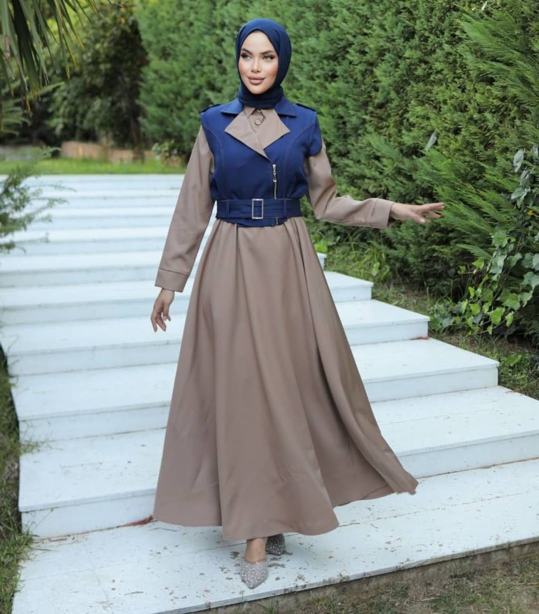 Post 9 by Alya STORE on Instagram (carousel)