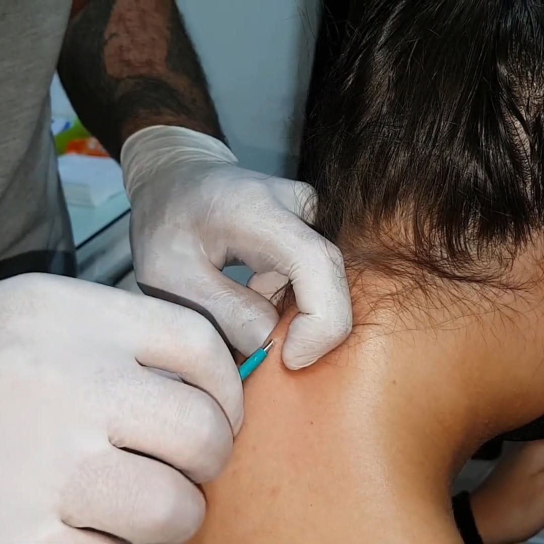 Post 9 by D&S Ankara Tattoo Piercing on Instagram (video)