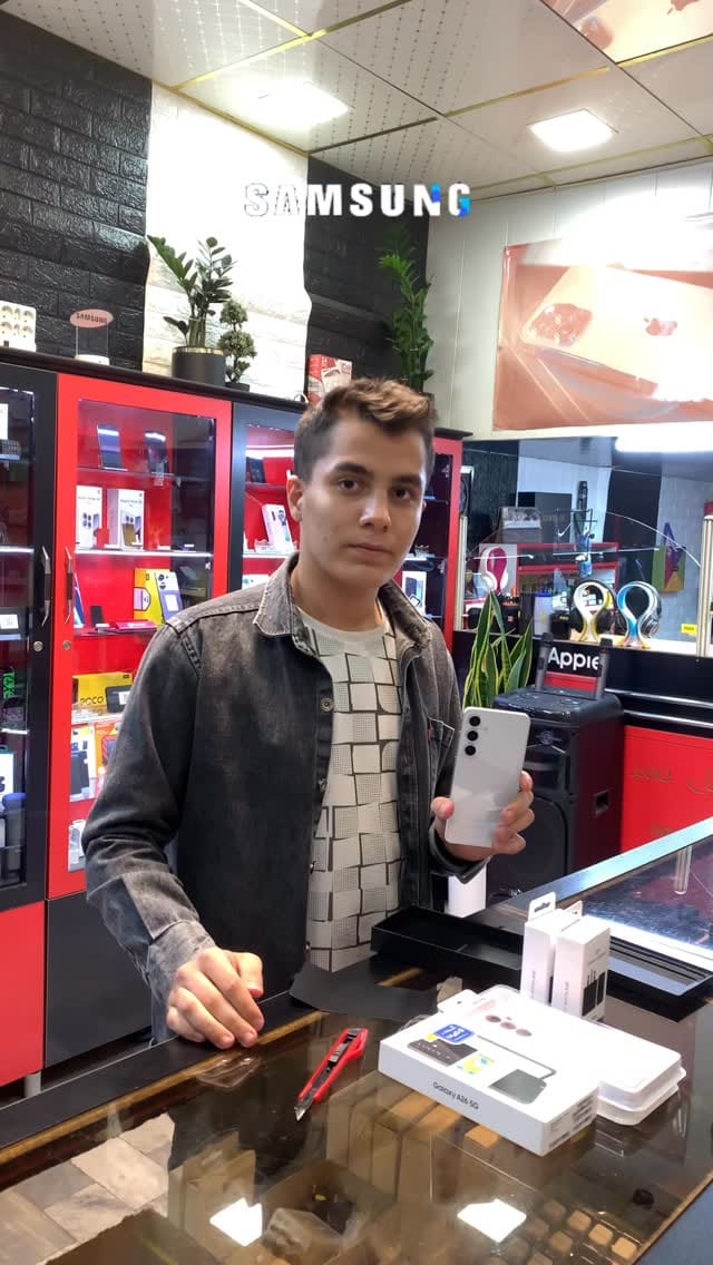 Post 4 by موبایل حمید  Mobile HamiD on Instagram (video)