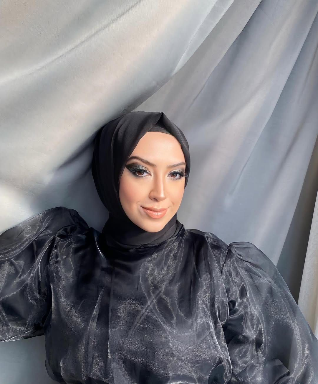 Post 2 by @makeupbyelifkrky on Instagram (carousel)