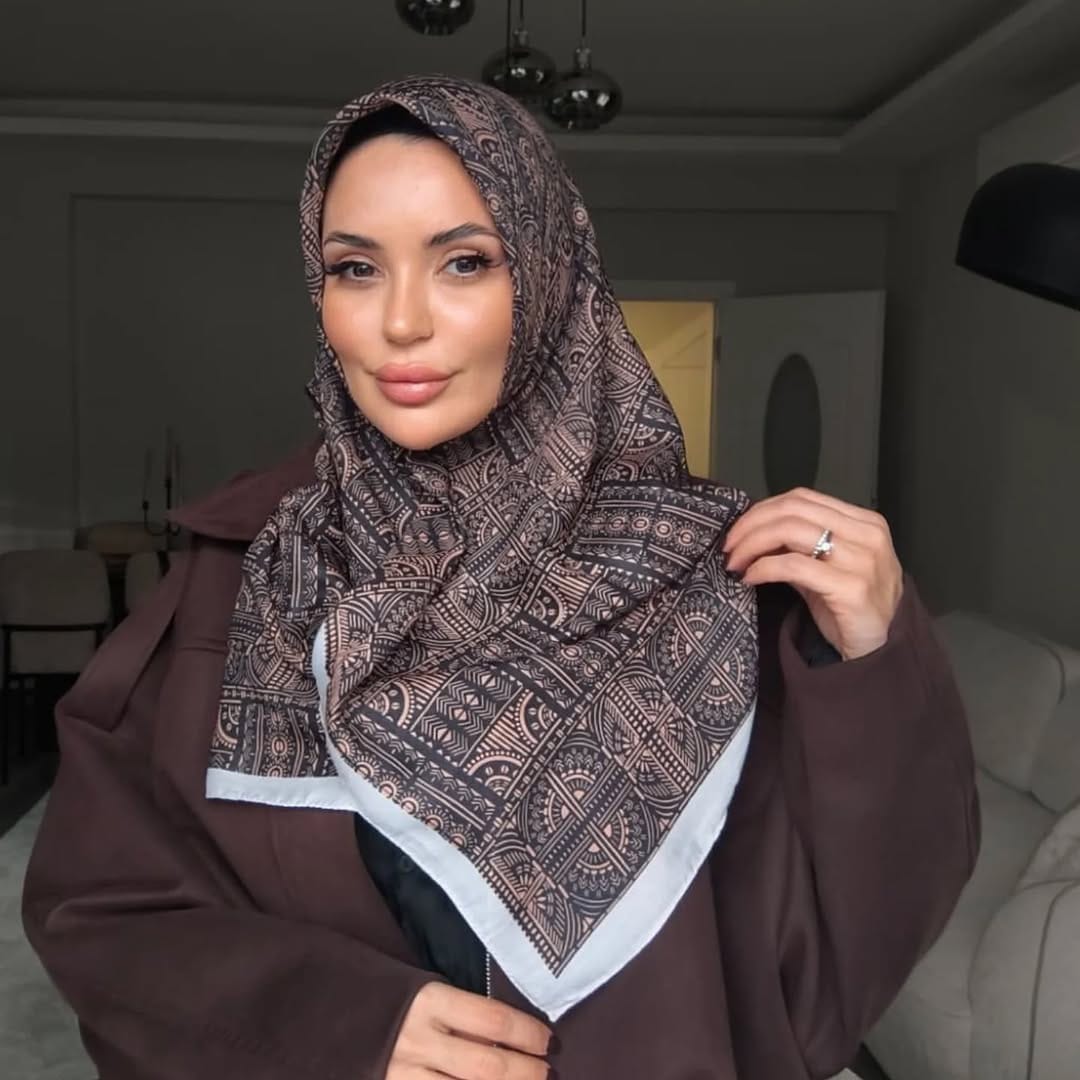 Post 4 by Siempre Scarf-Eşarp ve Şal on Instagram (carousel)