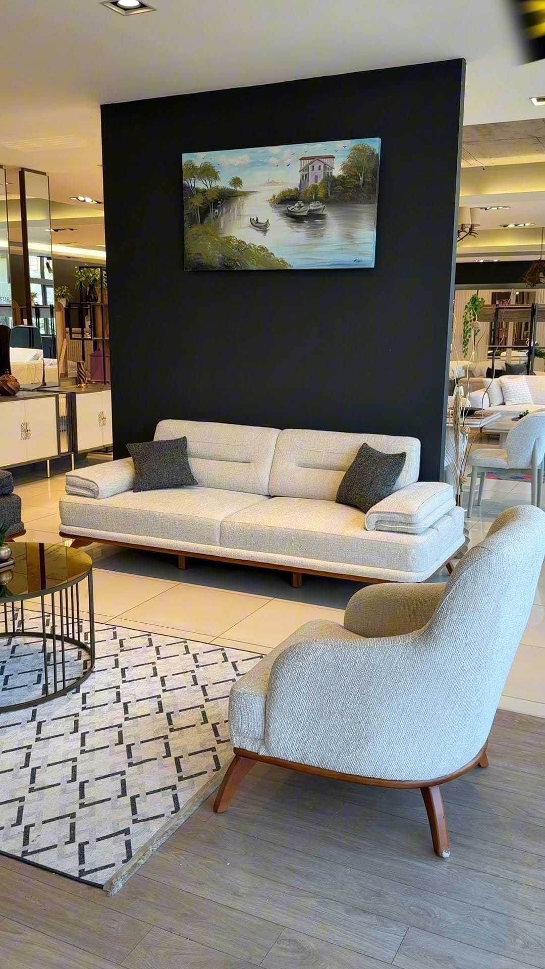 Post 4 by Faysallar Mobilya on Instagram (video)