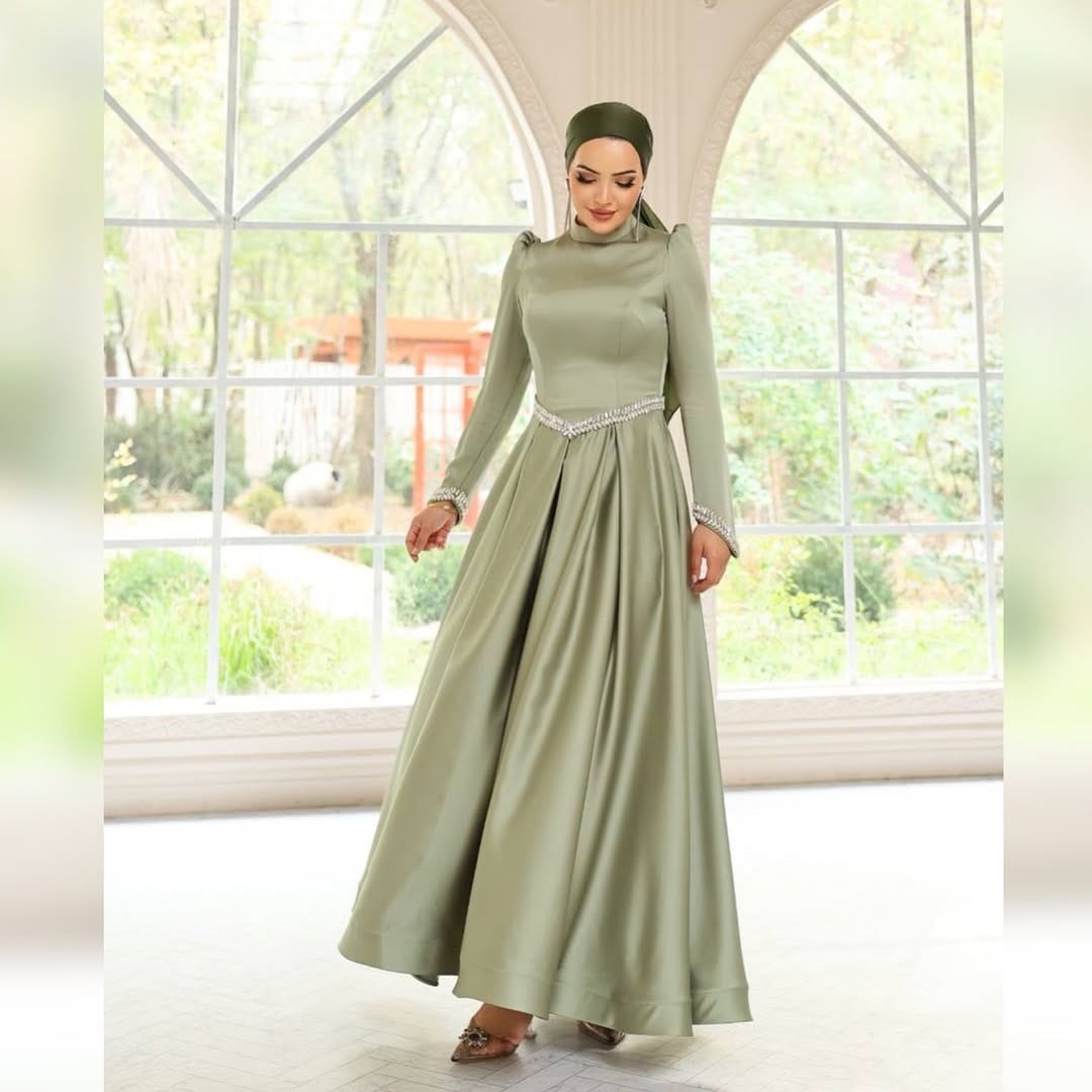 Post 8 by Turkish Dresses, abayas, evening dressed, hijabs on Instagram (image)