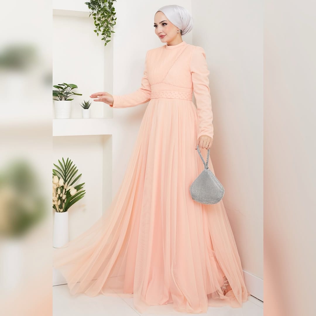 Post 3 by Turkish Dresses, abayas, evening dressed, hijabs on Instagram (image)