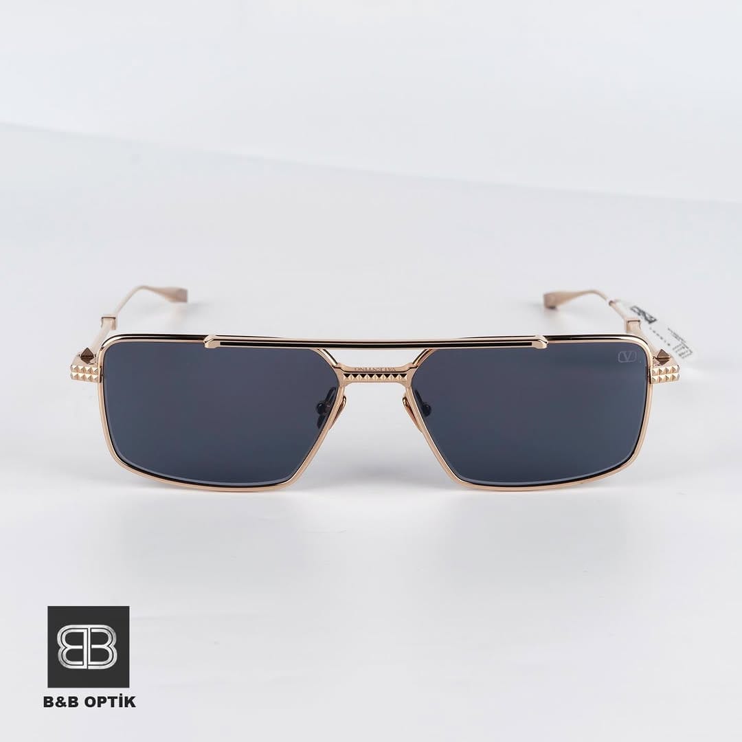 Post 3 by B&B Optik on Instagram (carousel)