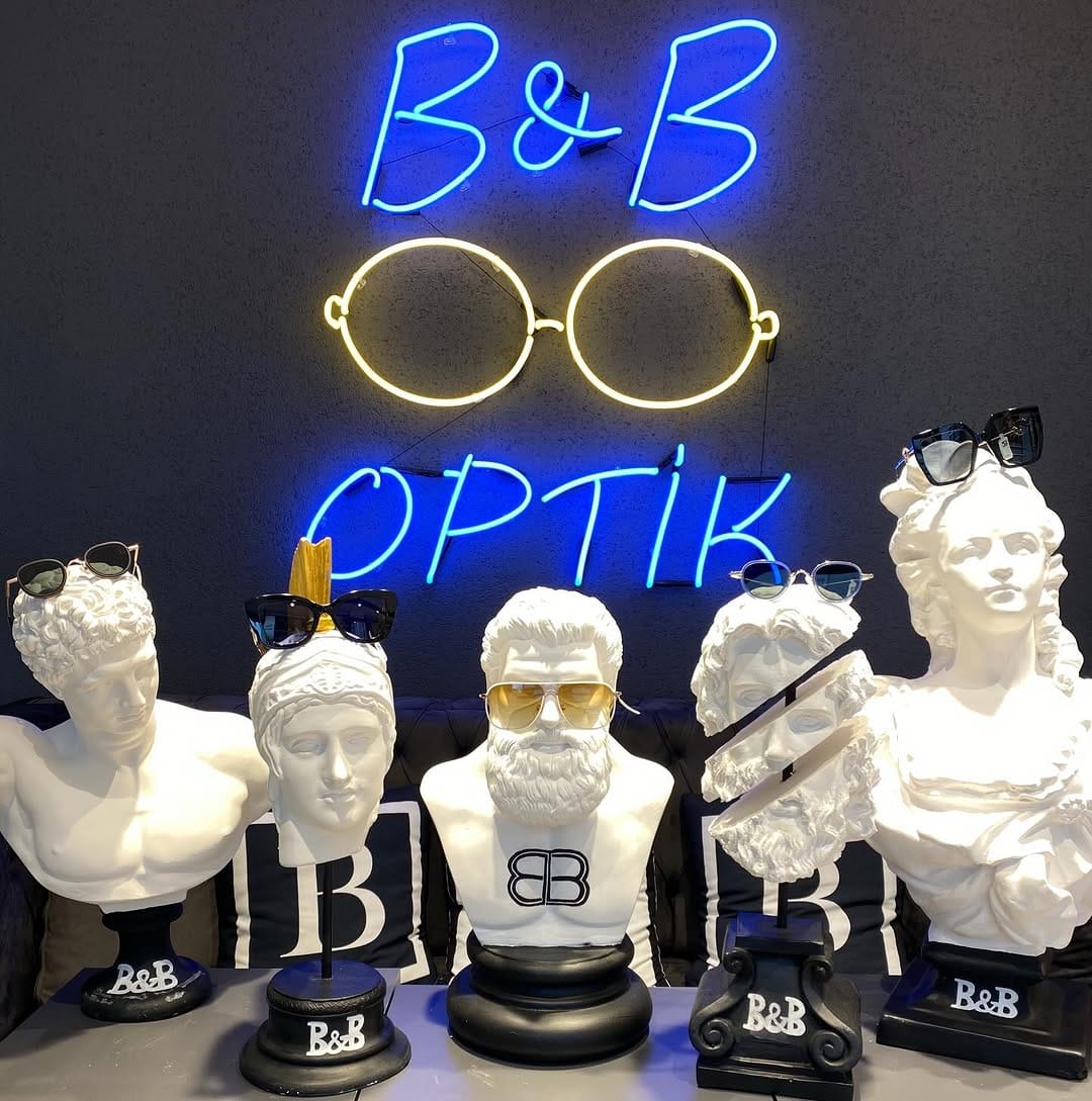 Post 5 by B&B Optik on Instagram (image)