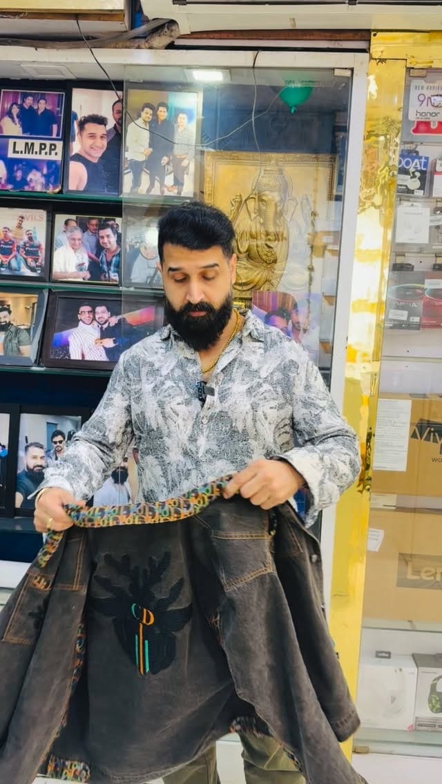Post 1 by Sumit Sapra on Instagram (video)