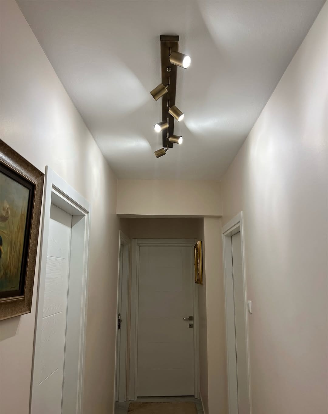 Post 3 by Luce Interior on Instagram (image)