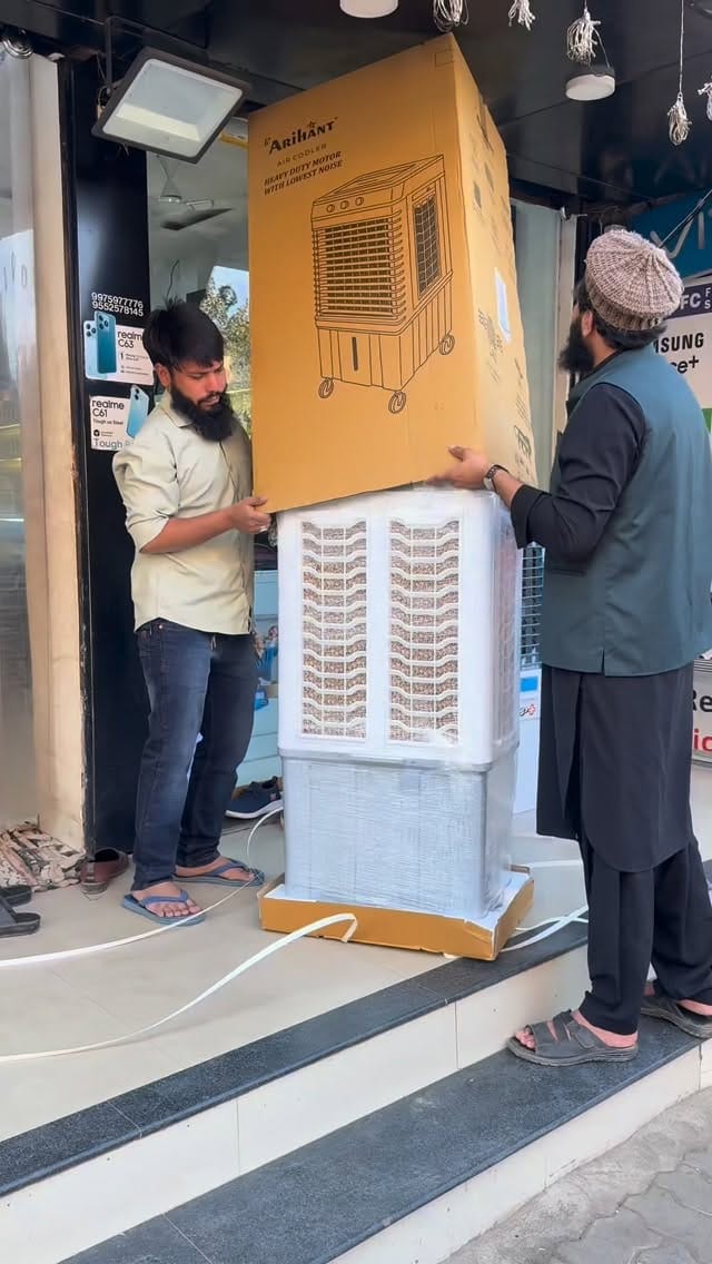 Post 6 by MOHAMMED MINHAJUDDIN on Instagram (video)