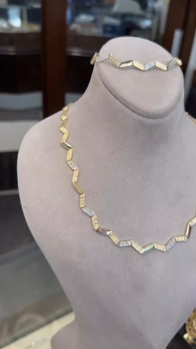 Post 7 by BALCI KUYUMCU on Instagram (video)