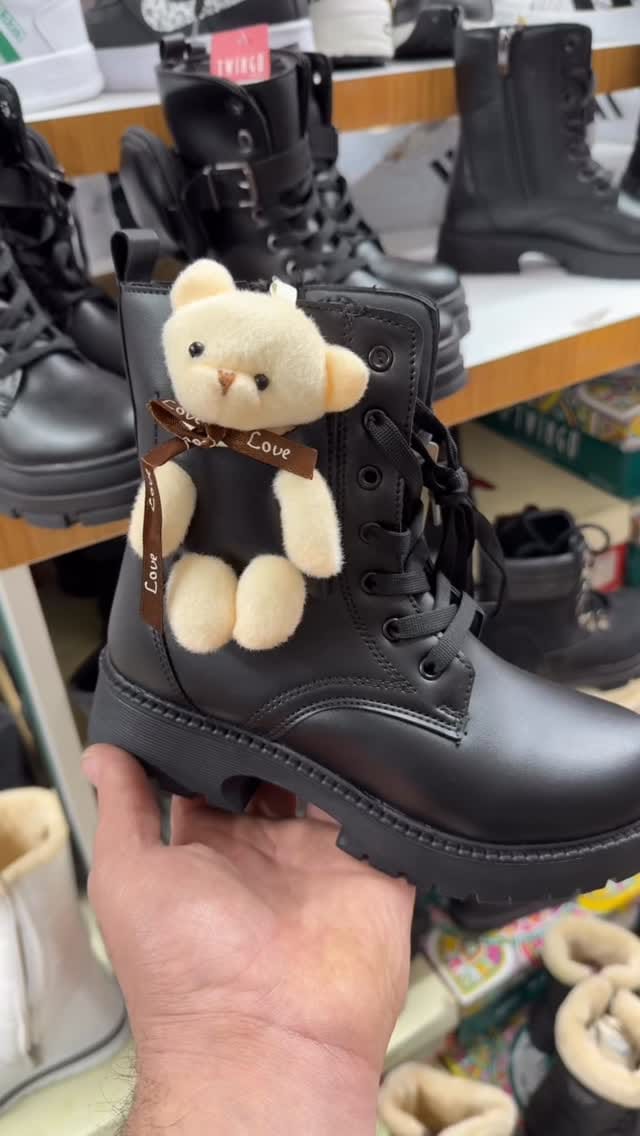 Post 1 by Bağcık Ayakkabı Çanta on Instagram (video)