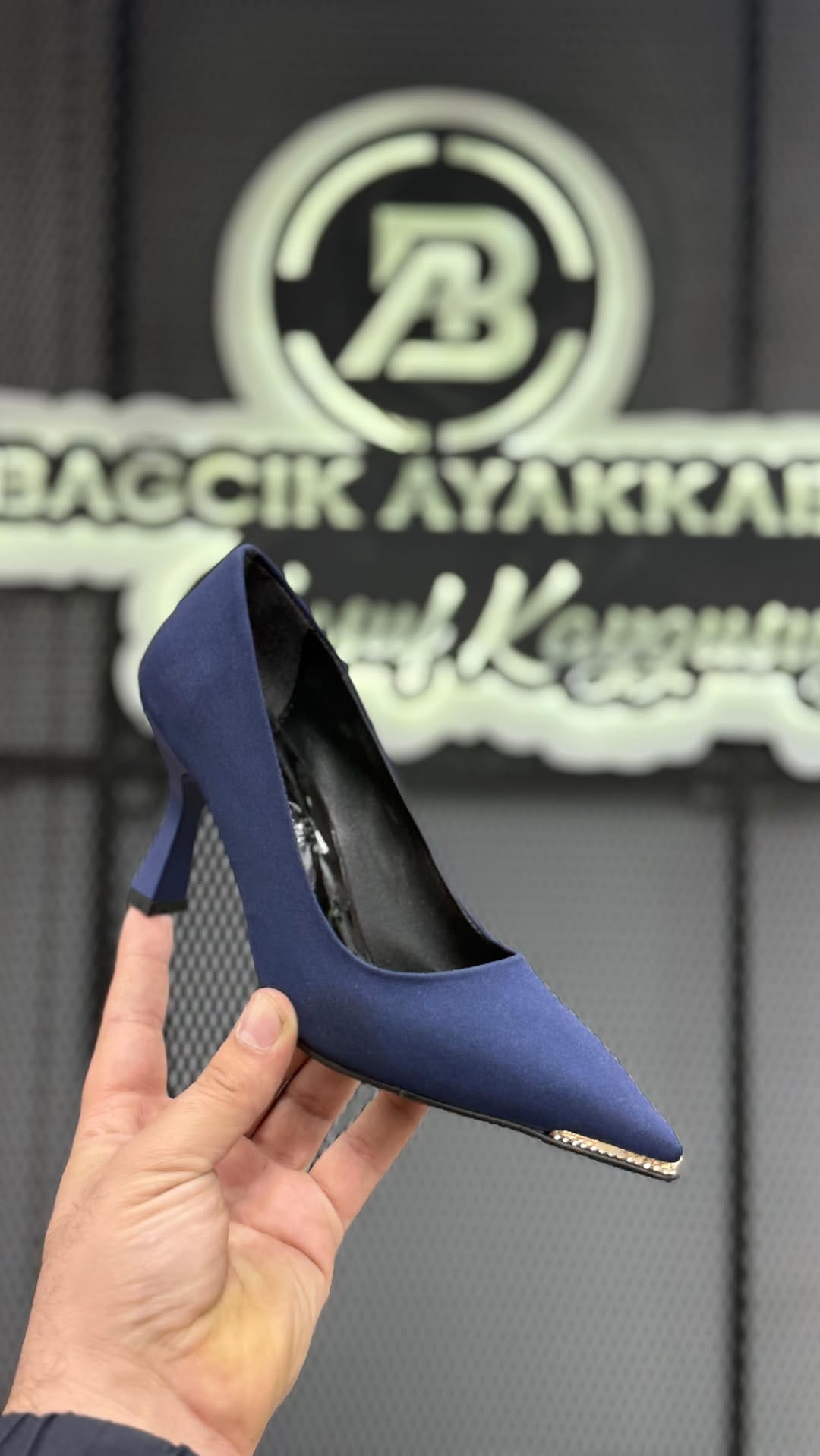 Post 2 by Bağcık Ayakkabı Çanta on Instagram (video)