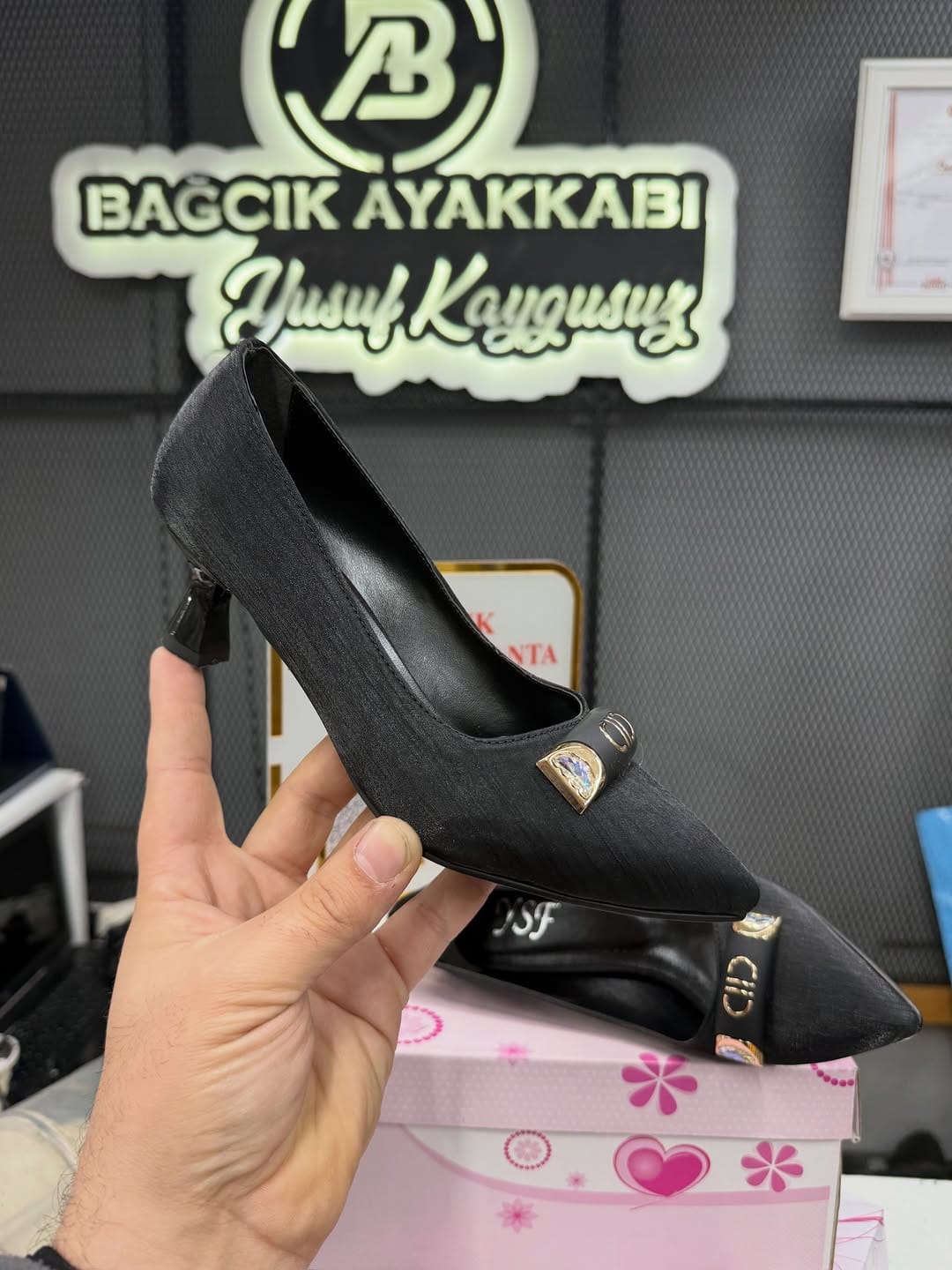 Post 6 by Bağcık Ayakkabı Çanta on Instagram (carousel)