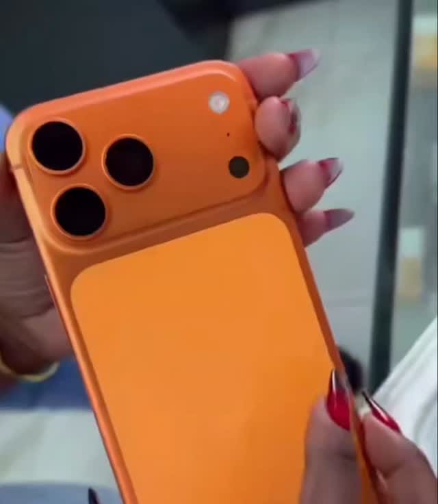 Post 2 by ZIMPHONES🇿🇼🇿🇼🇿🇼 on Instagram (video)