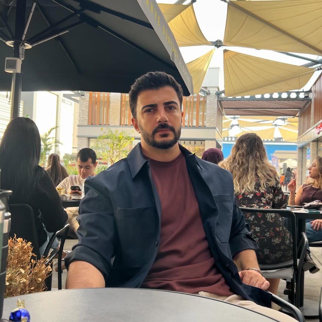 Post 1 by M A H M U T   D O Ğ A N. on Instagram (carousel)
