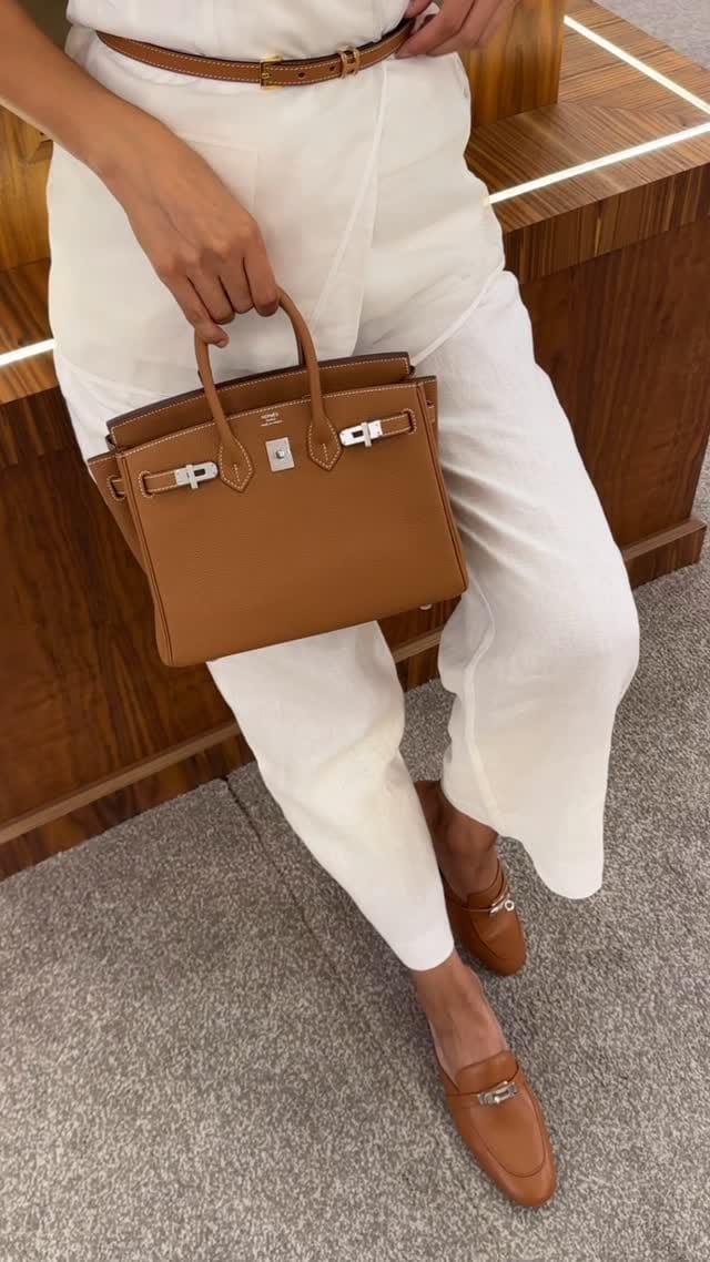 Post 1 by Niva Luxury on Instagram (video)