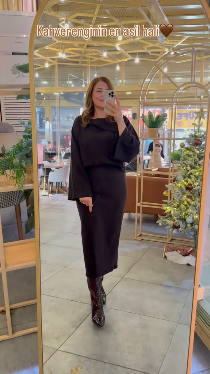 Post 2 by Parlaaboutique on Instagram (video)