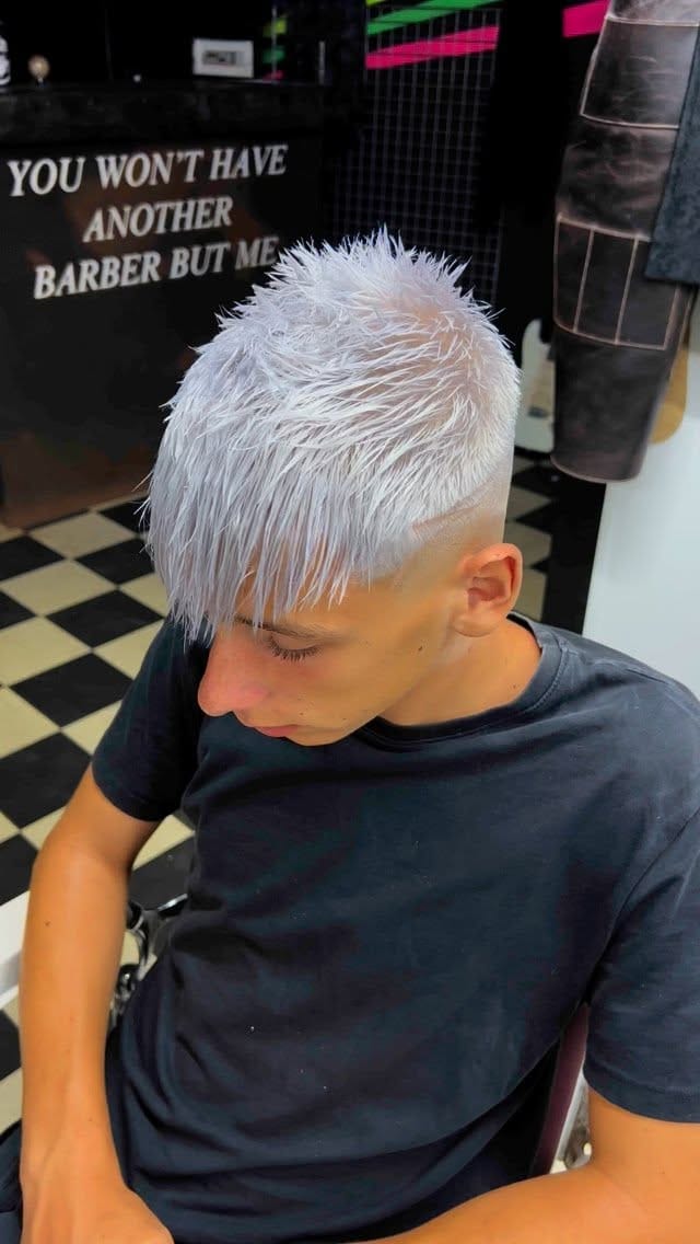 Post 5 by WORK HARD BARBERSHOP & TATTOO on Instagram (video)