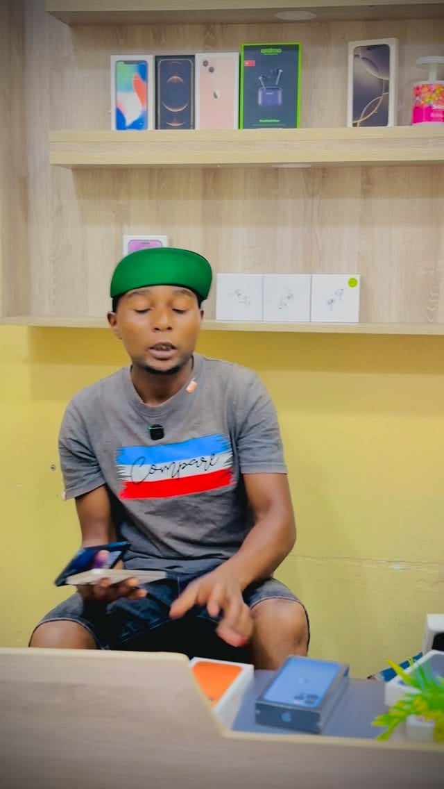 Post 8 by Katunzi_istore on Instagram (video)