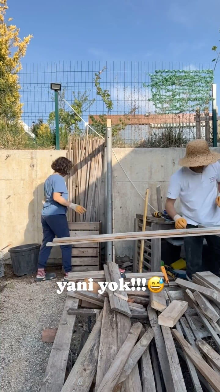 Post 8 by Tuba~ on Instagram (video)