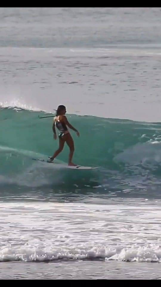Post 6 by Mariana Rocha Assis on Instagram (video)