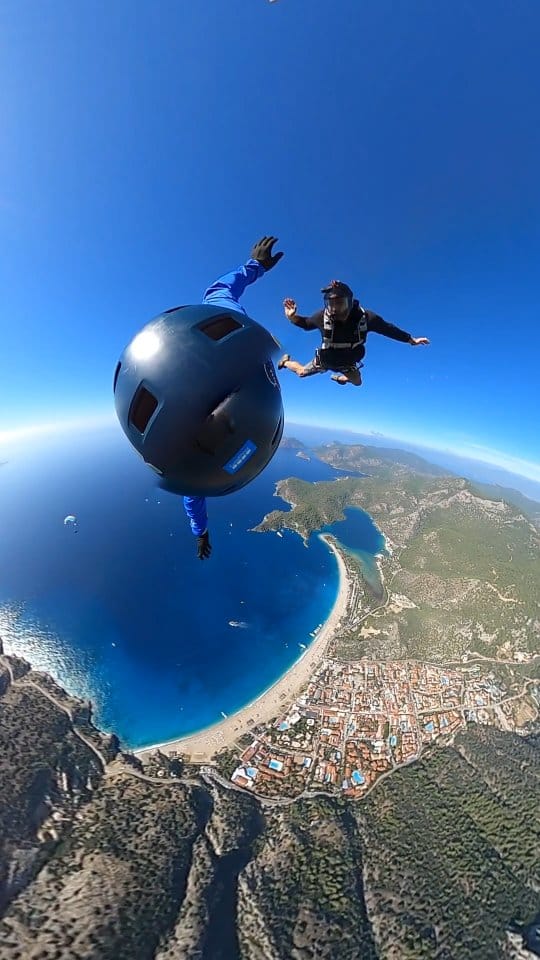 Post 6 by Rıdvan Mekik on Instagram (video)