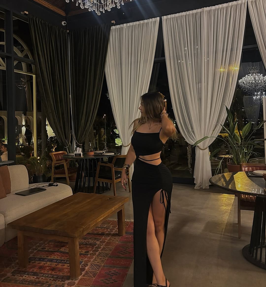 Post 6 by Helin🍒 on Instagram (image)