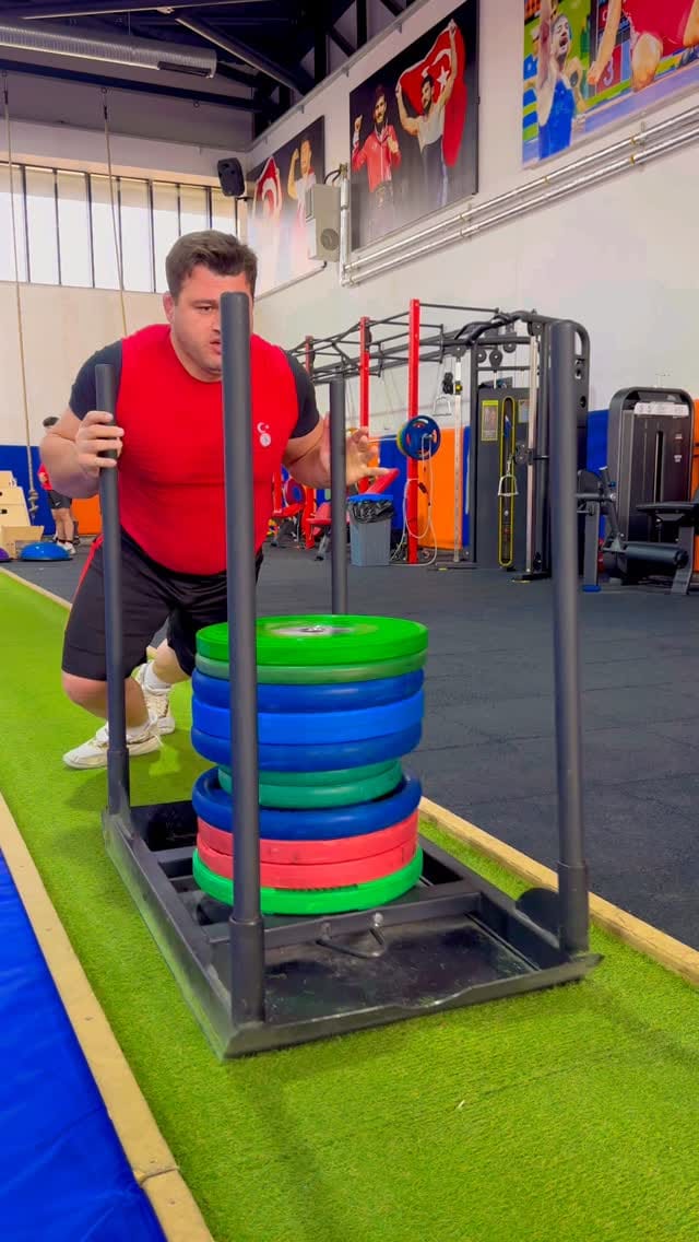 Post 3 by Rıza Kayaalp on Instagram (video)