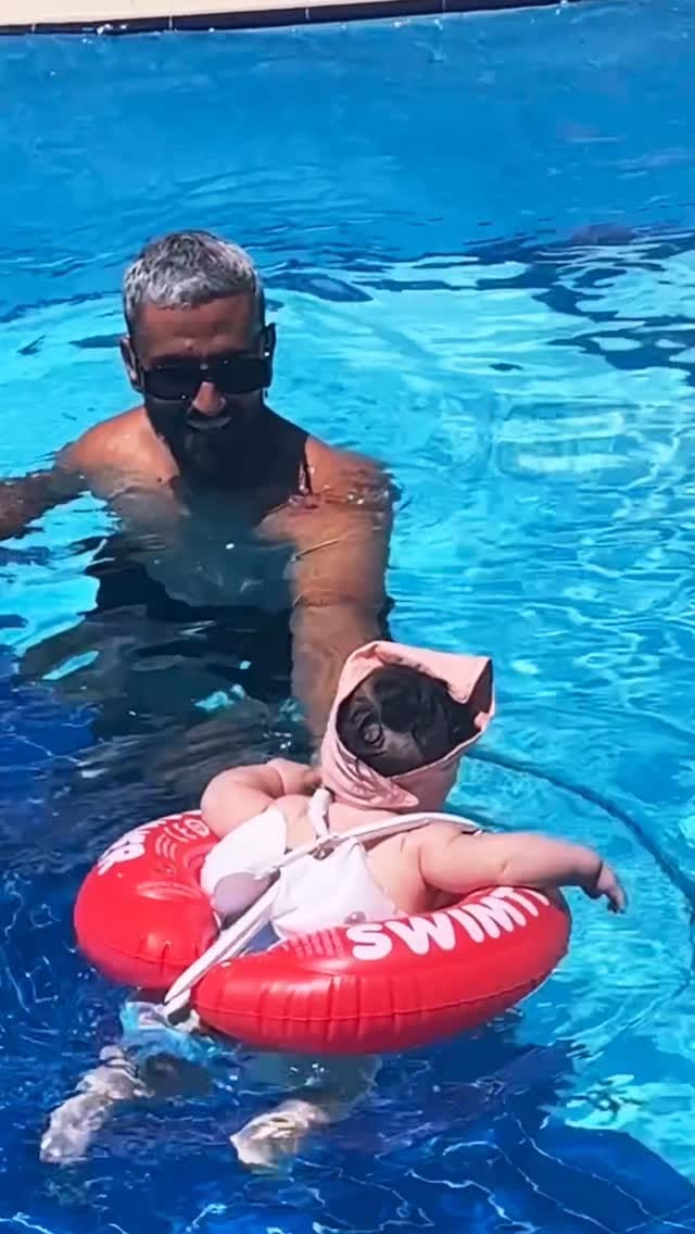 Post 9 by Salem El Benna on Instagram (video)
