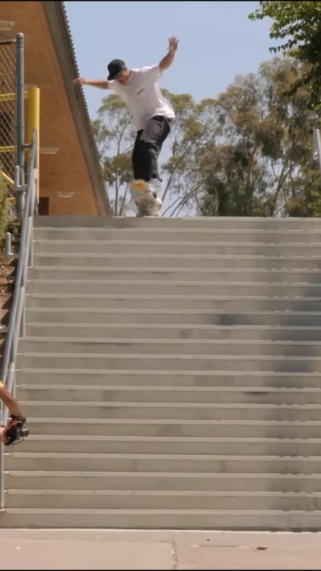Post 3 by Alex deCunha on Instagram (video)