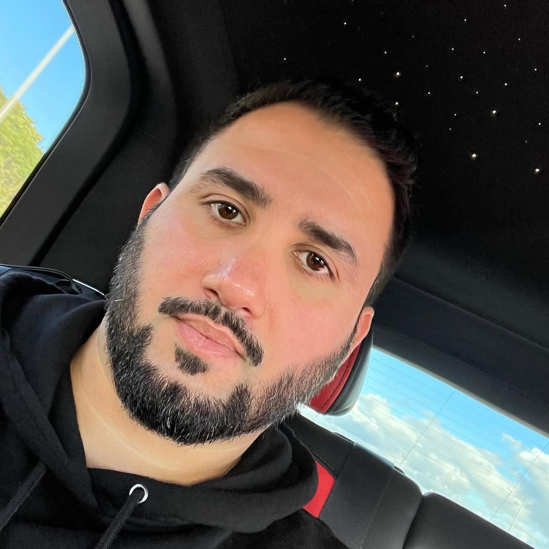 Post 1 by Adnan on Instagram (image)