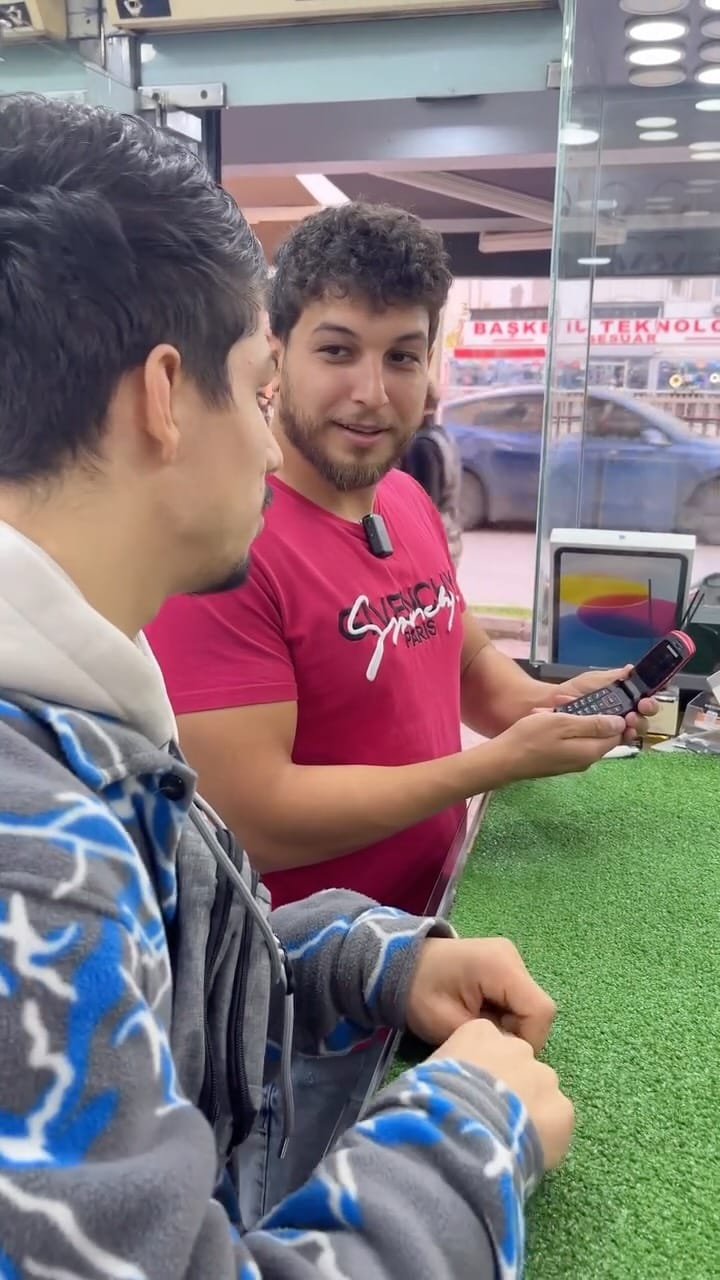 Post 3 by Tarık Akat on Instagram (video)