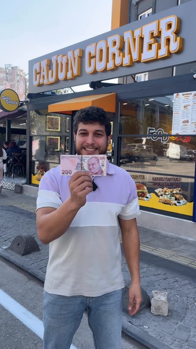 Post 4 by Tarık Akat on Instagram (video)
