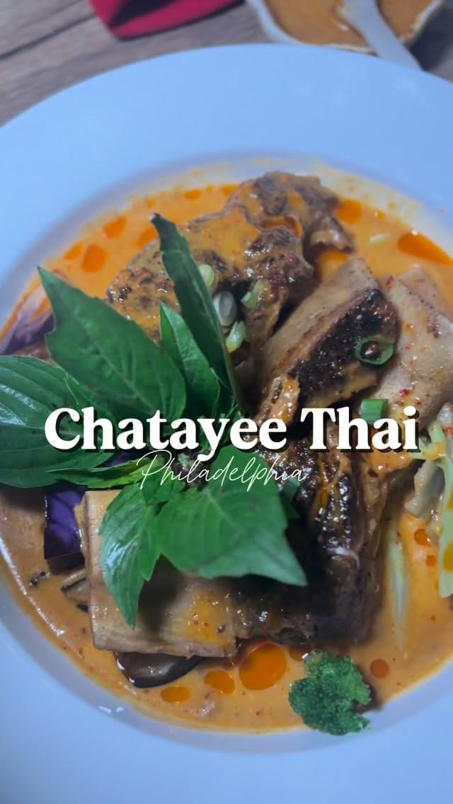 Post 3 by Chef Chatayee Venus Ka on Instagram (video)