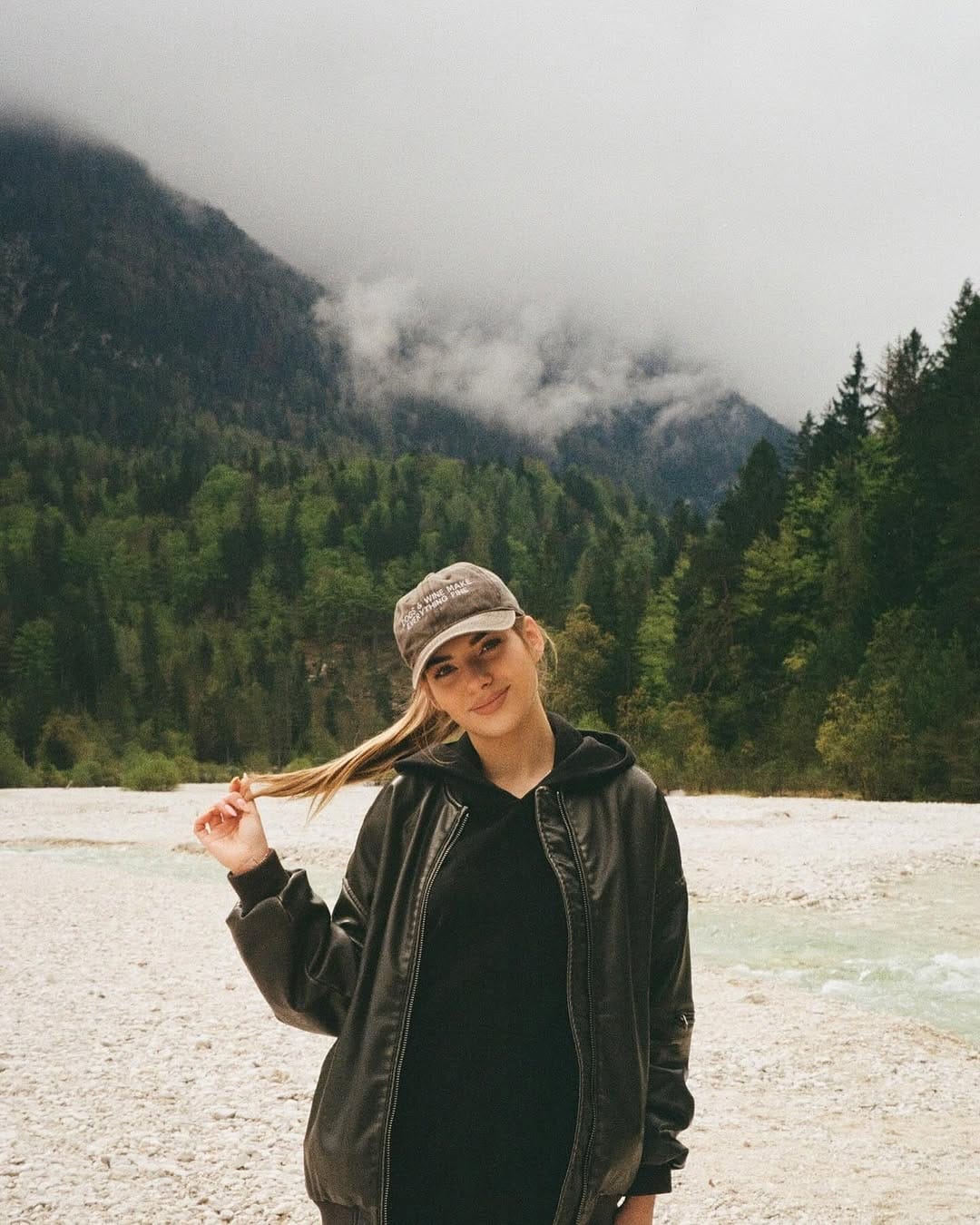 Post 6 by Monika Boryczka on Instagram (carousel)